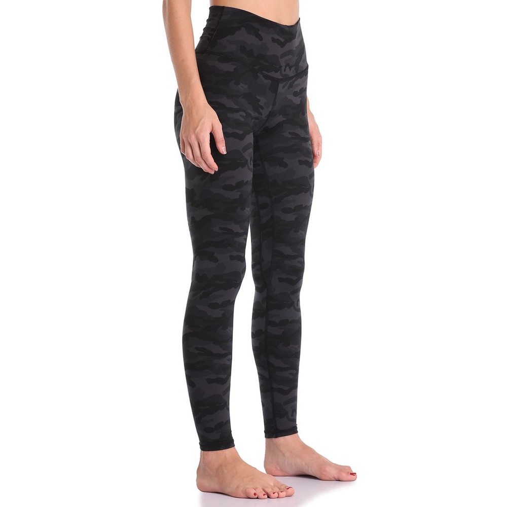 Colorfulkoala gray camo leggings
